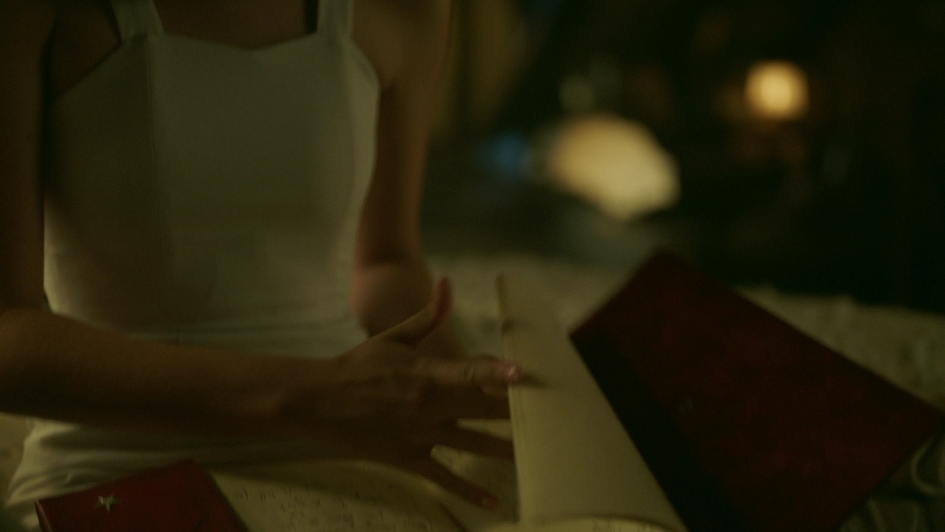 vampirediariesworld-dot-nl_Legacies2x05ScrewEndgame02258.jpg