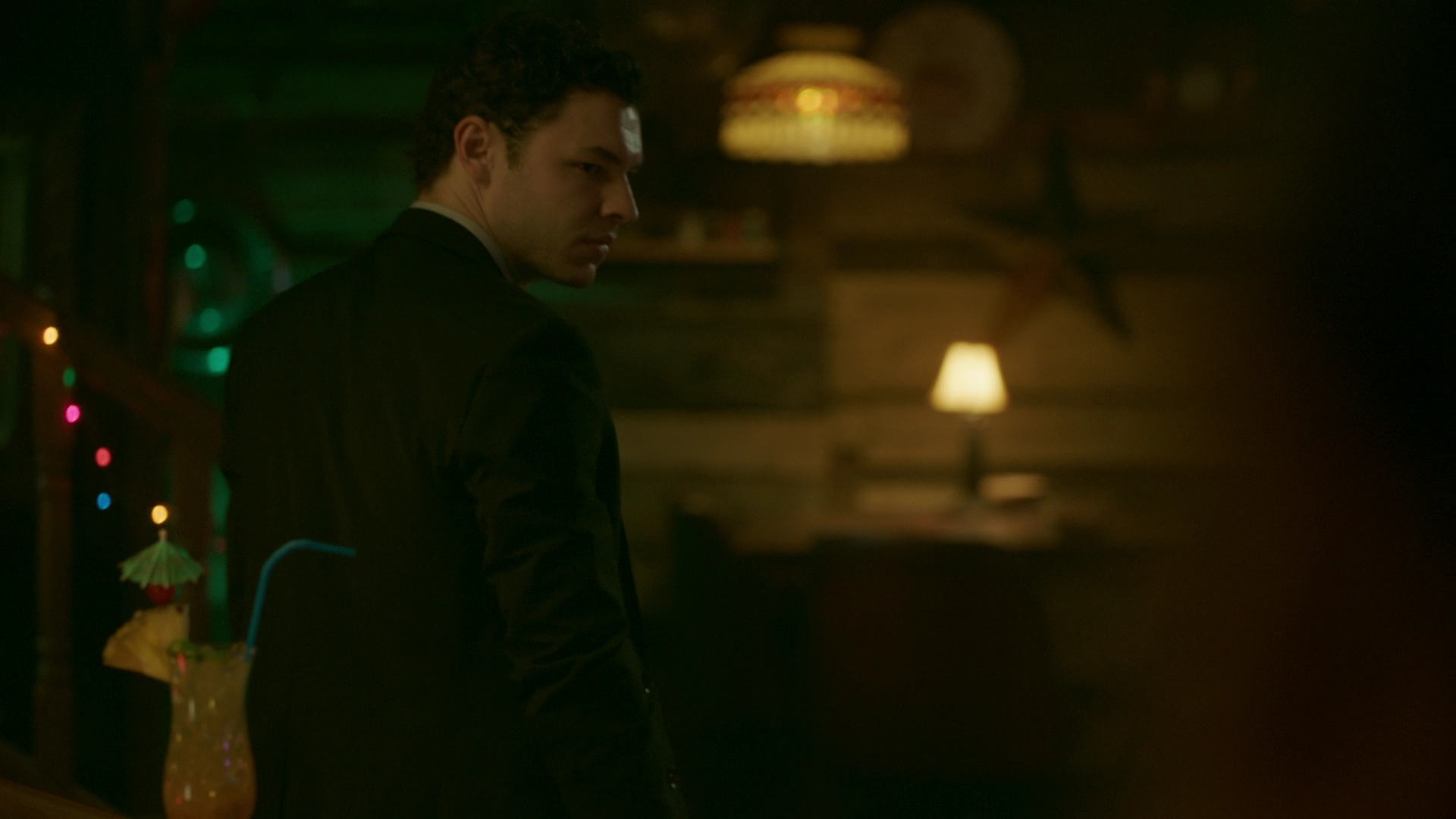 vampirediariesworld-dot-nl_Legacies2x05ScrewEndgame02421.jpg