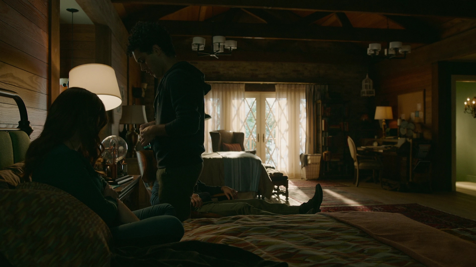 VampireDiariesWorld-dot-nl_Legacies2x07ItWillAllBePainfullyClearSoonEnough0808.jpg