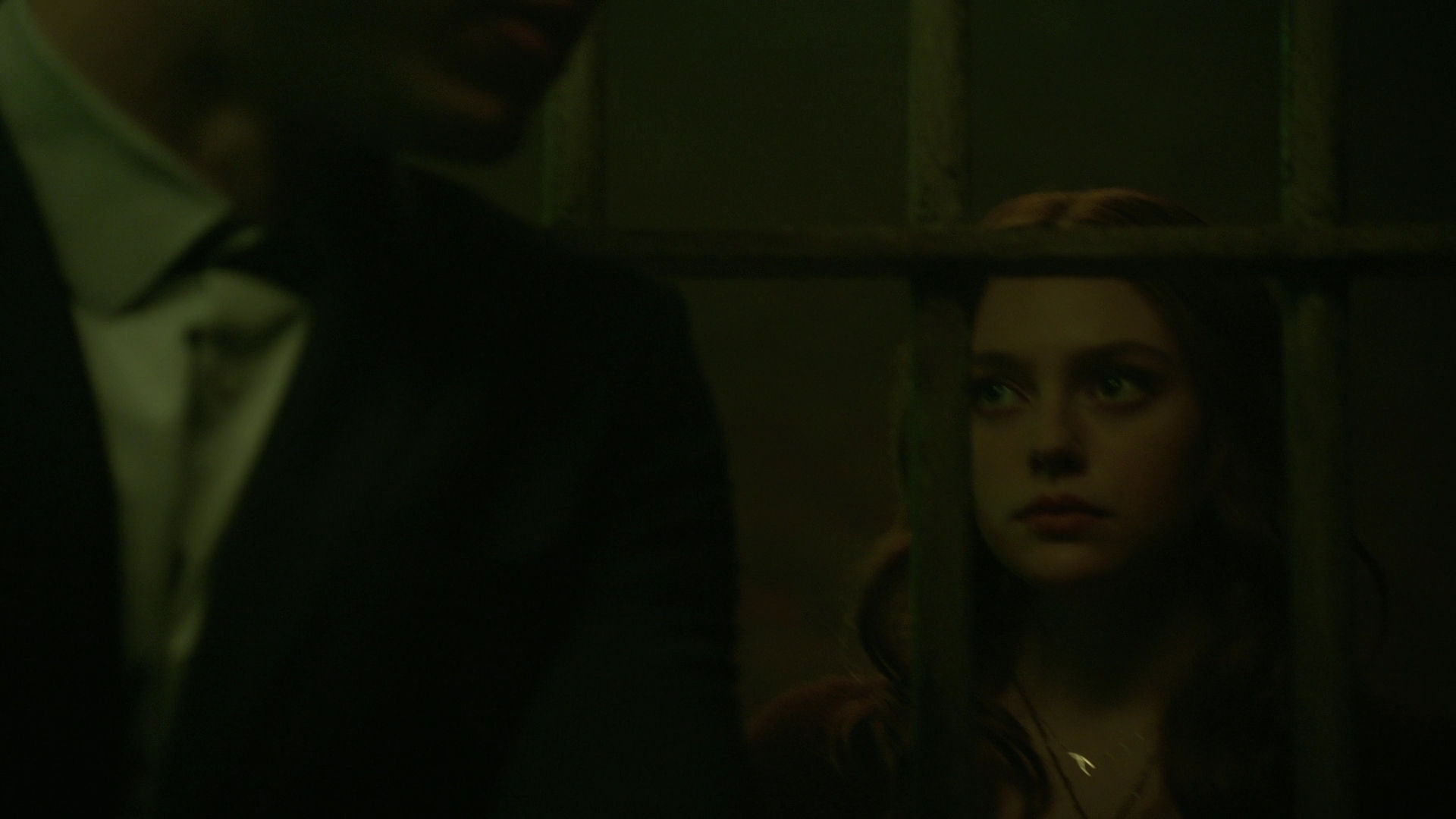VampireDiariesWorld-dot-nl_Legacies2x08ThisChristmasIsSuprisinglyViolent0479.jpg