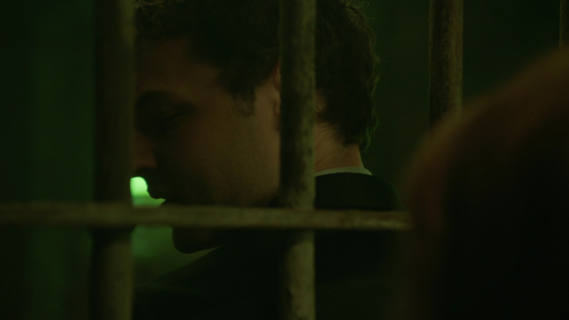 VampireDiariesWorld-dot-nl_Legacies2x08ThisChristmasIsSuprisinglyViolent0517.jpg