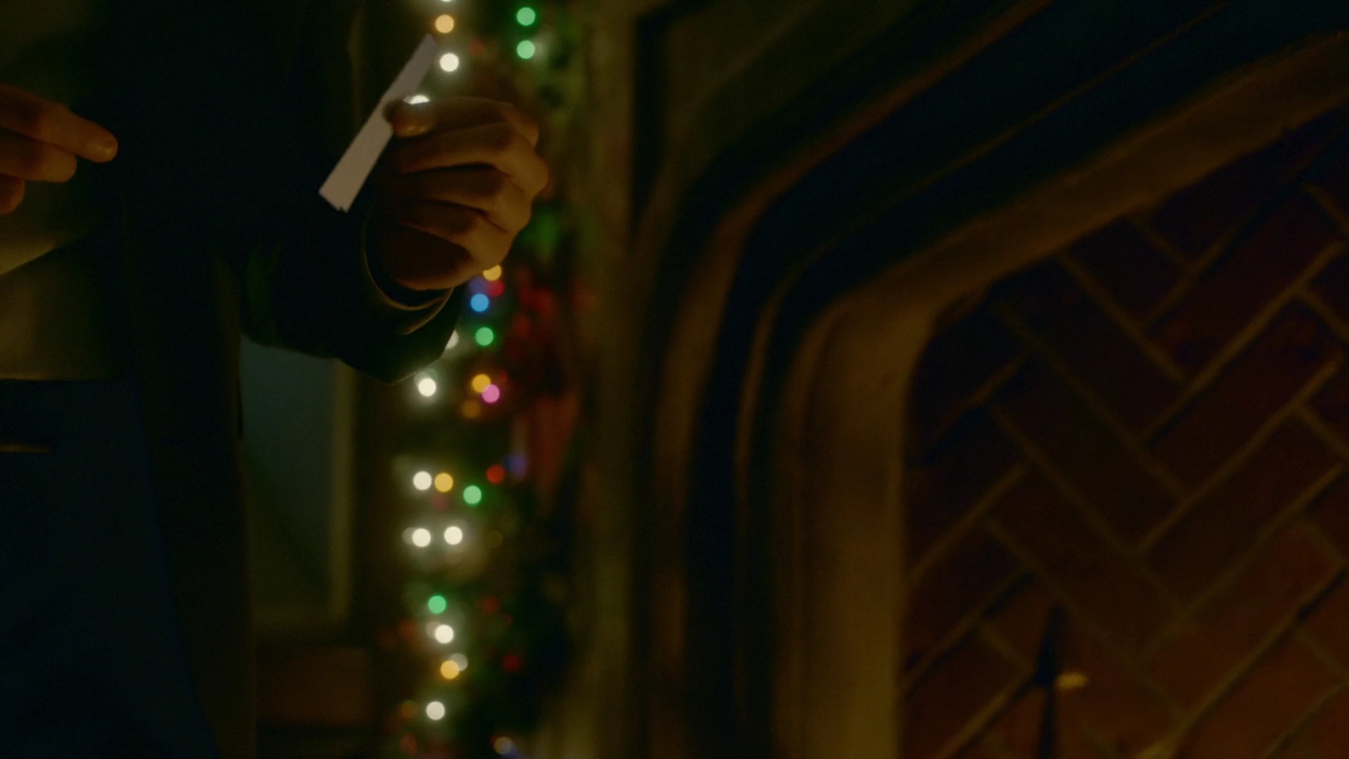 VampireDiariesWorld-dot-nl_Legacies2x08ThisChristmasIsSuprisinglyViolent0696.jpg