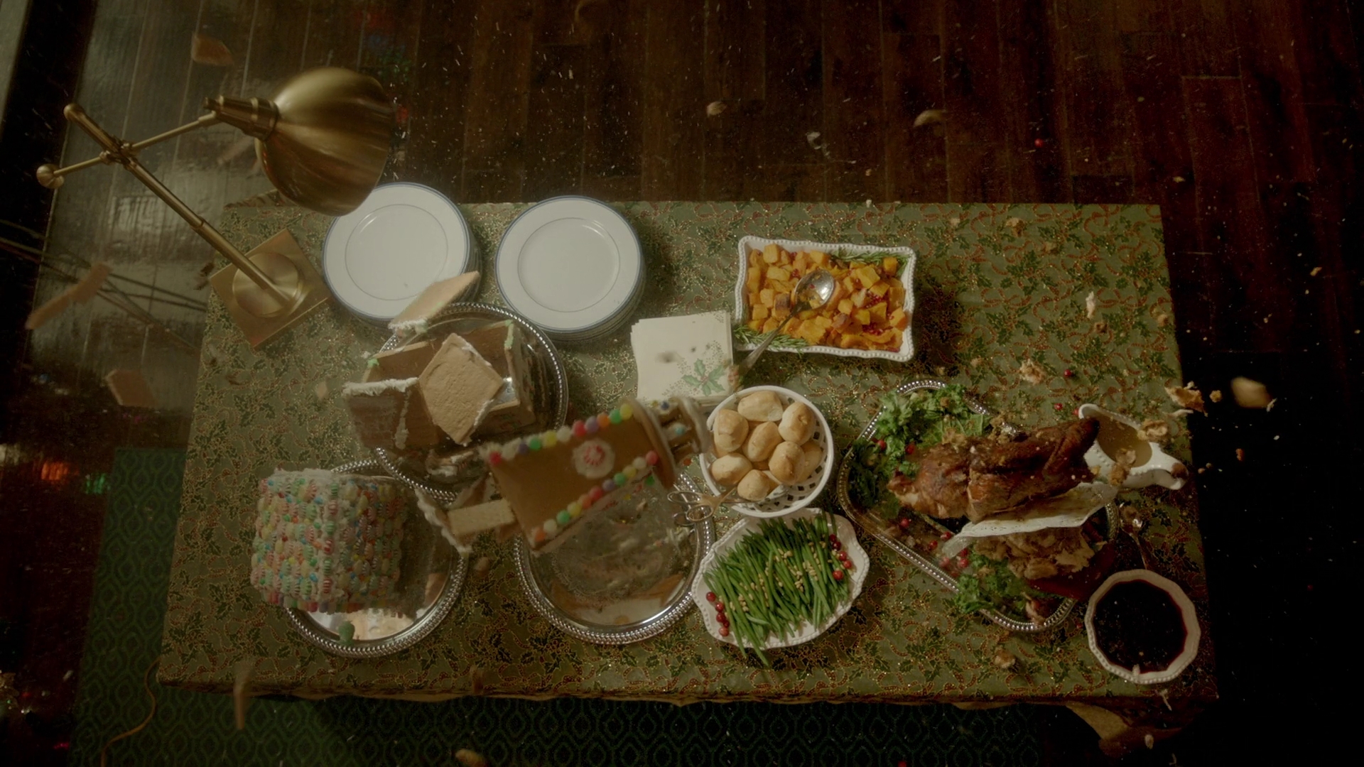 VampireDiariesWorld-dot-nl_Legacies2x08ThisChristmasIsSuprisinglyViolent0929.jpg