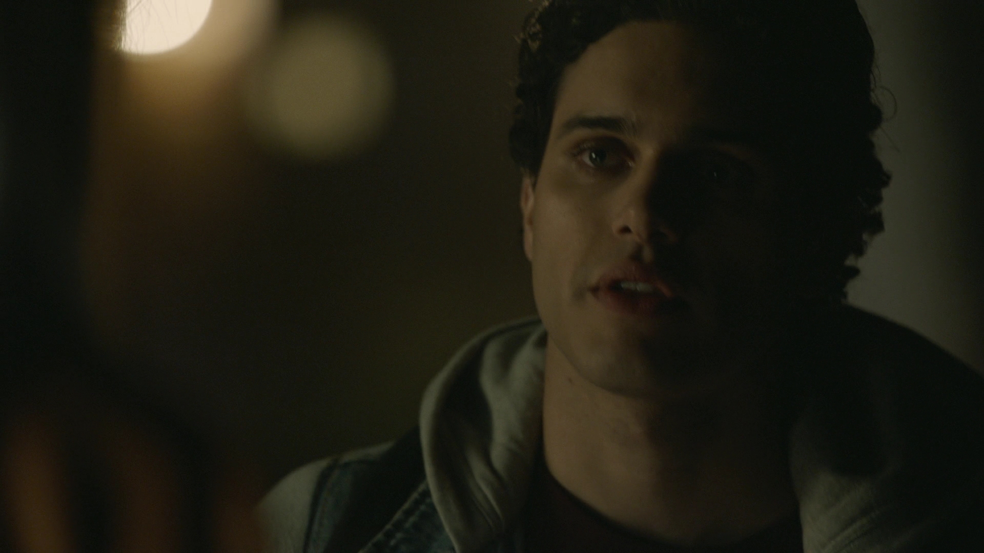 VampireDiariesWorld-dot-nl_Legacies2x08ThisChristmasIsSuprisinglyViolent1543.jpg