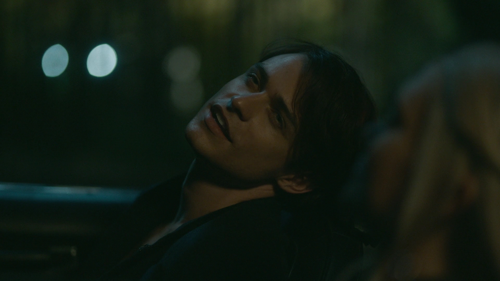 VampireDiariesWorld-dot-nl_Legacies2x08ThisChristmasIsSuprisinglyViolent2004.jpg