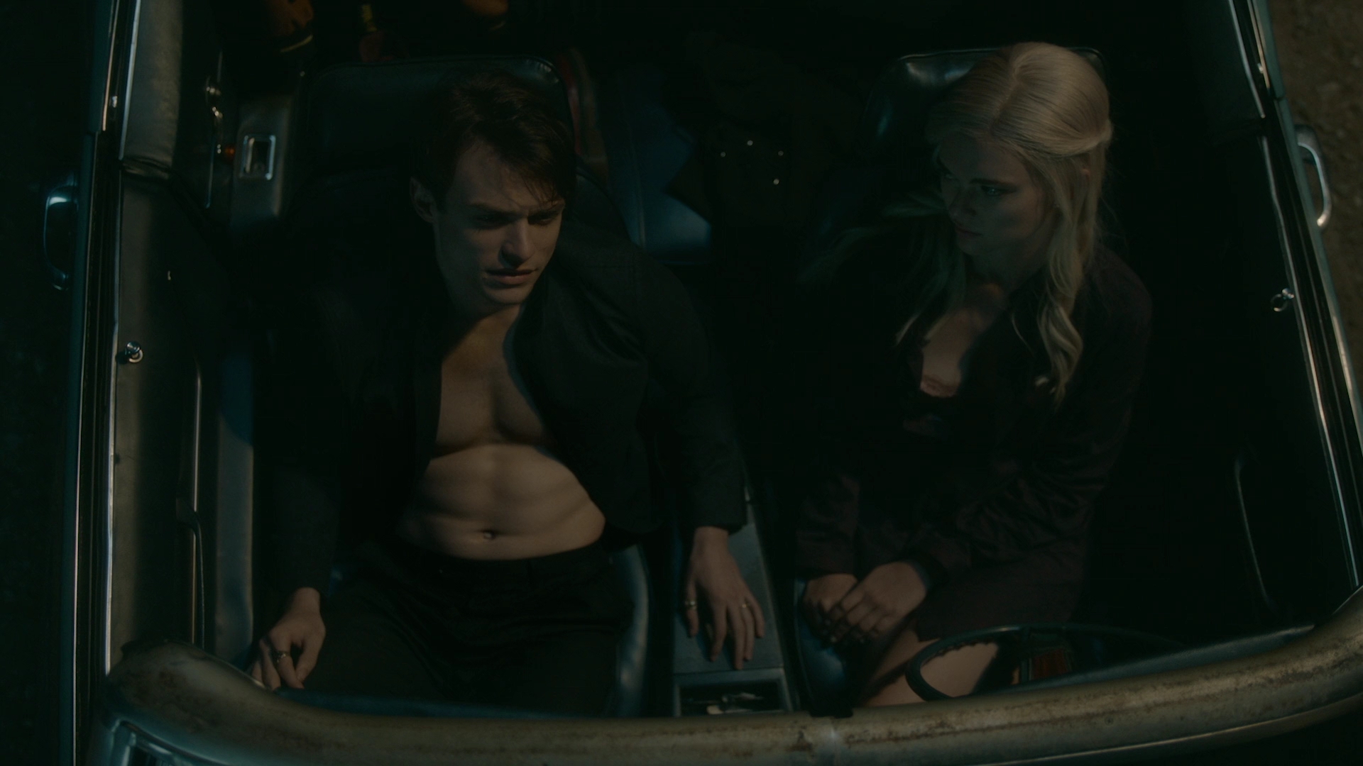 VampireDiariesWorld-dot-nl_Legacies2x08ThisChristmasIsSuprisinglyViolent2028.jpg