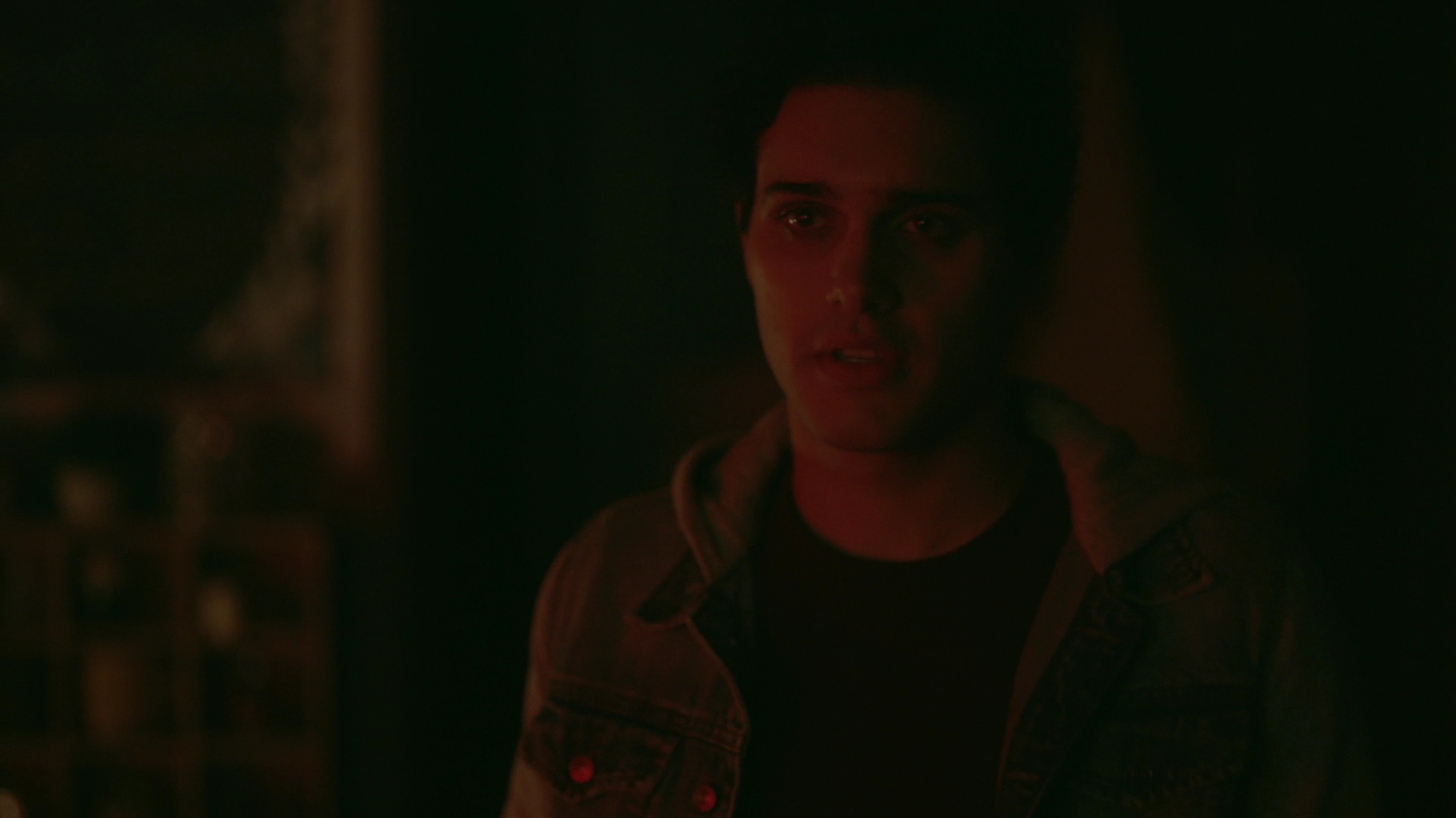 VampireDiariesWorld-dot-nl_Legacies2x08ThisChristmasIsSuprisinglyViolent2236.jpg
