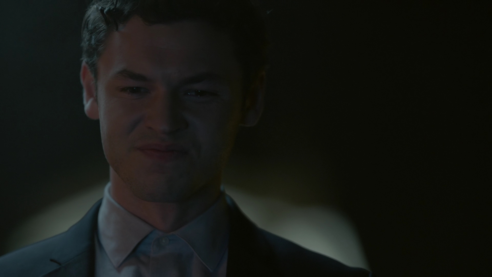 VampireDiariesWorld-dot-nl_Legacies2x08ThisChristmasIsSuprisinglyViolent2428.jpg