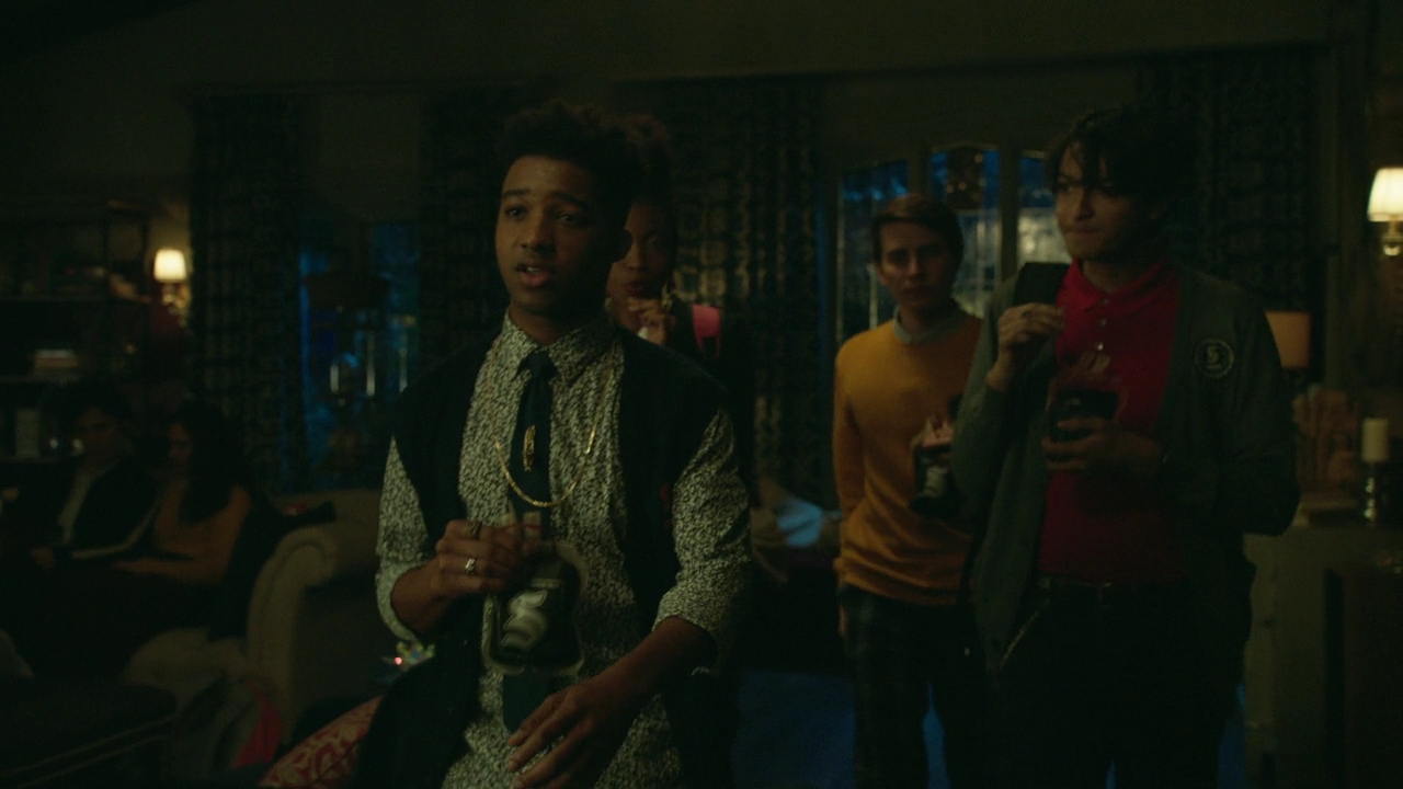VampireDiariesWorld-dot-nl_Legacies2x10ThisisWhyWeDontEntrustPlanstoMuppetBabies0180.jpg