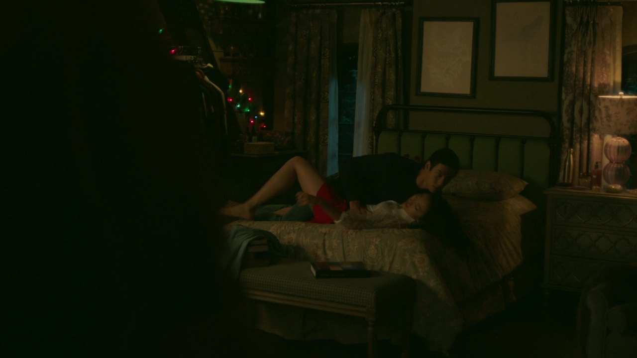 VampireDiariesWorld-dot-nl_Legacies2x10ThisisWhyWeDontEntrustPlanstoMuppetBabies0189.jpg