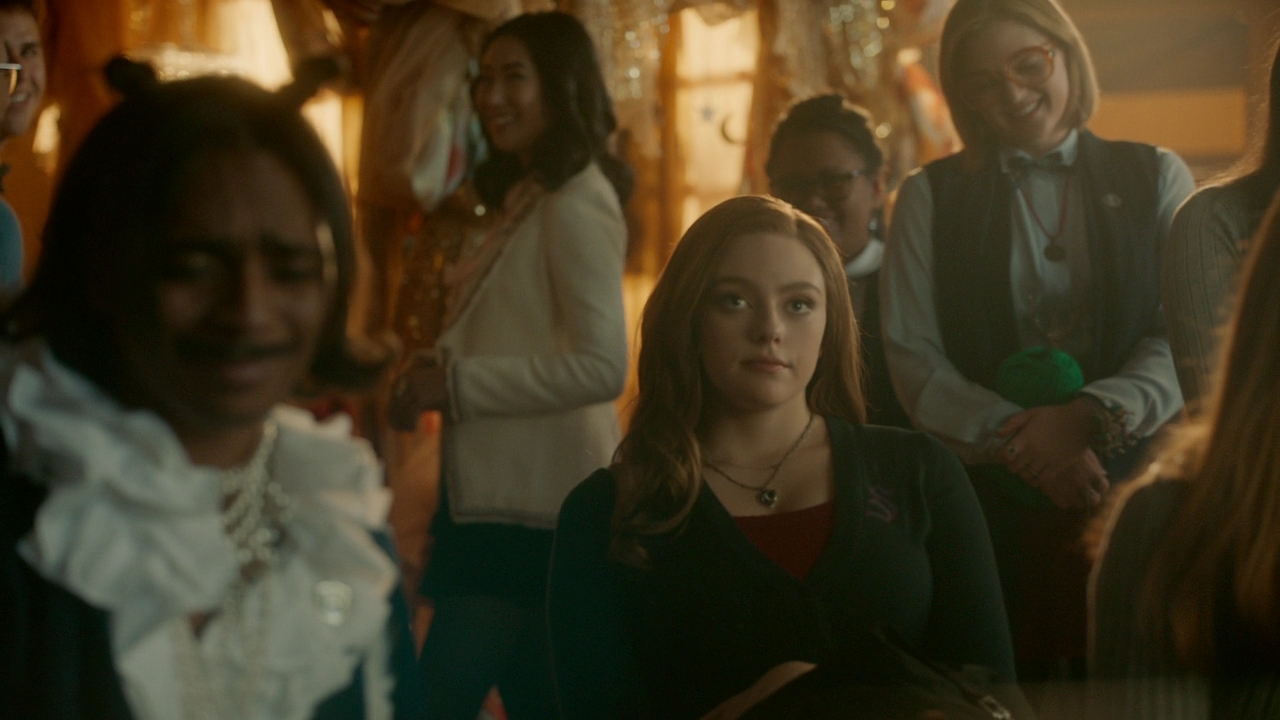 VampireDiariesWorld-dot-nl_Legacies2x10ThisisWhyWeDontEntrustPlanstoMuppetBabies0589.jpg