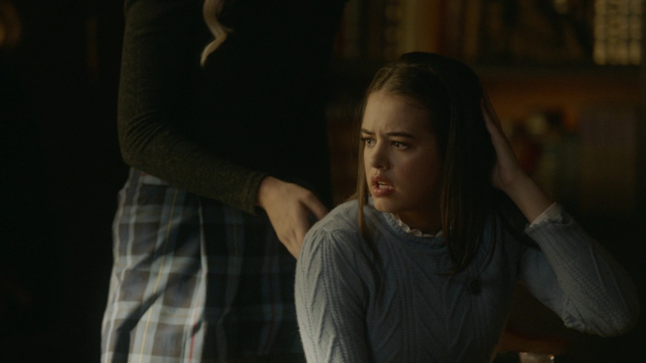 VampireDiariesWorld-dot-nl_Legacies2x10ThisisWhyWeDontEntrustPlanstoMuppetBabies1403.jpg