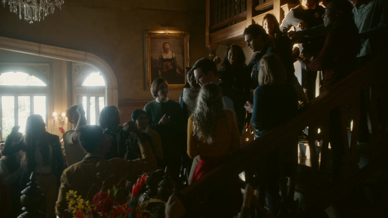 VampireDiariesWorld-dot-nl_Legacies2x10ThisisWhyWeDontEntrustPlanstoMuppetBabies1520.jpg