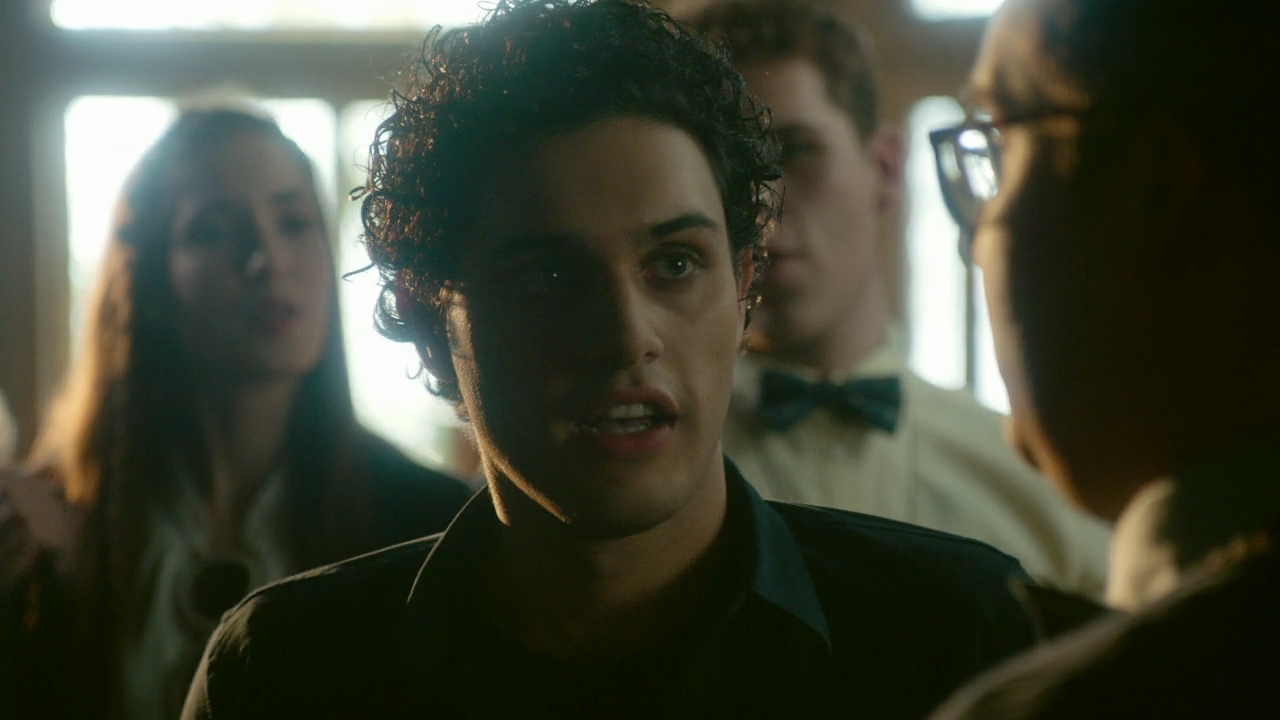 VampireDiariesWorld-dot-nl_Legacies2x10ThisisWhyWeDontEntrustPlanstoMuppetBabies1535.jpg