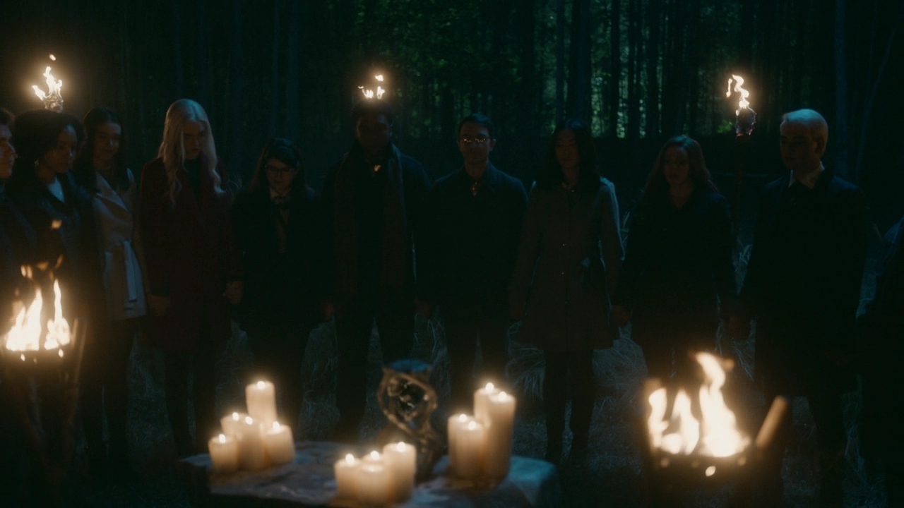 VampireDiariesWorld-dot-nl_Legacies2x10ThisisWhyWeDontEntrustPlanstoMuppetBabies1847.jpg