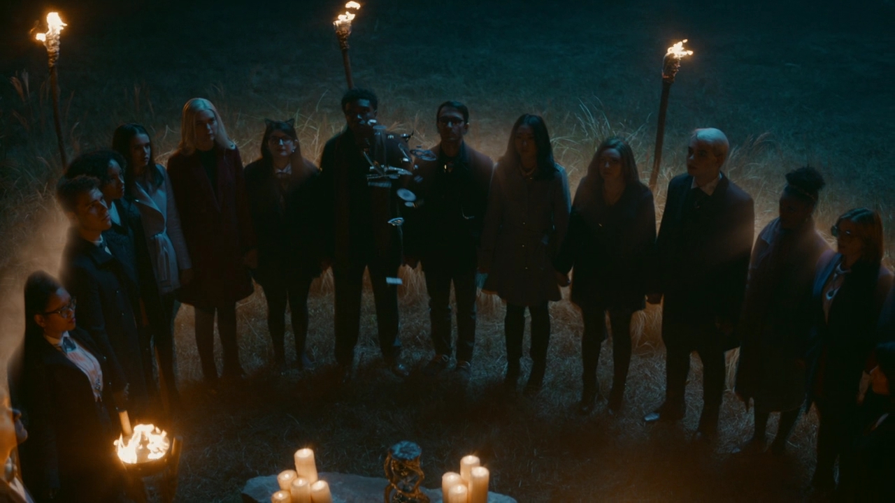 VampireDiariesWorld-dot-nl_Legacies2x10ThisisWhyWeDontEntrustPlanstoMuppetBabies1860.jpg