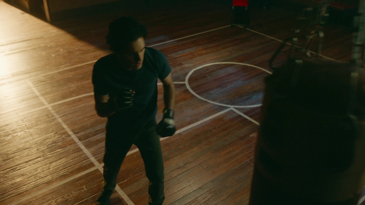 VampireDiariesWorld-dot-nl_Legacies2x10ThisisWhyWeDontEntrustPlanstoMuppetBabies1950.jpg