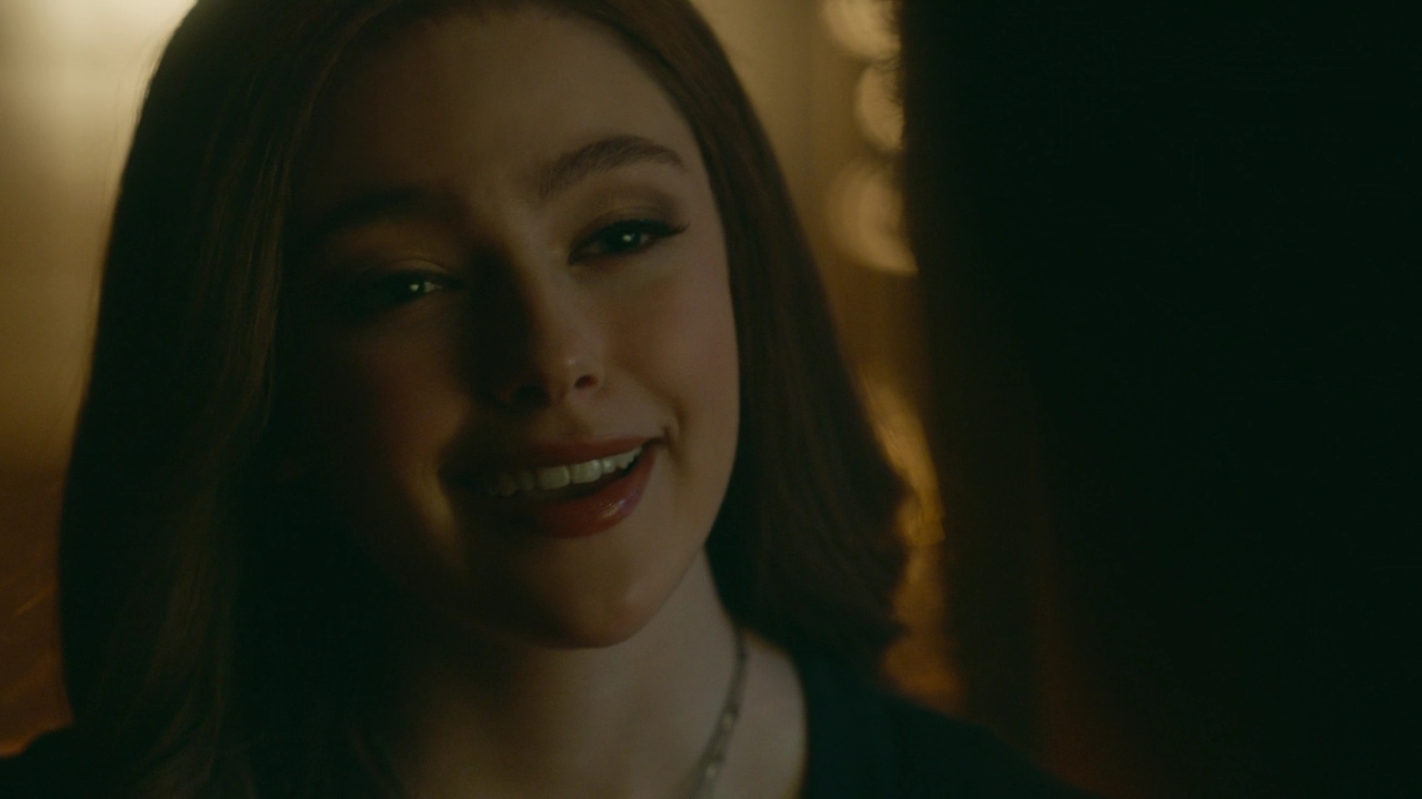 VampireDiariesWorld-dot-nl_Legacies2x10ThisisWhyWeDontEntrustPlanstoMuppetBabies1992.jpg