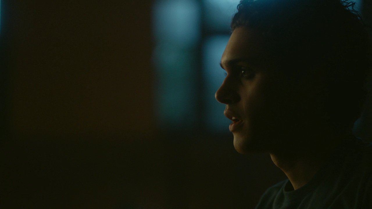 VampireDiariesWorld-dot-nl_Legacies2x10ThisisWhyWeDontEntrustPlanstoMuppetBabies1993.jpg