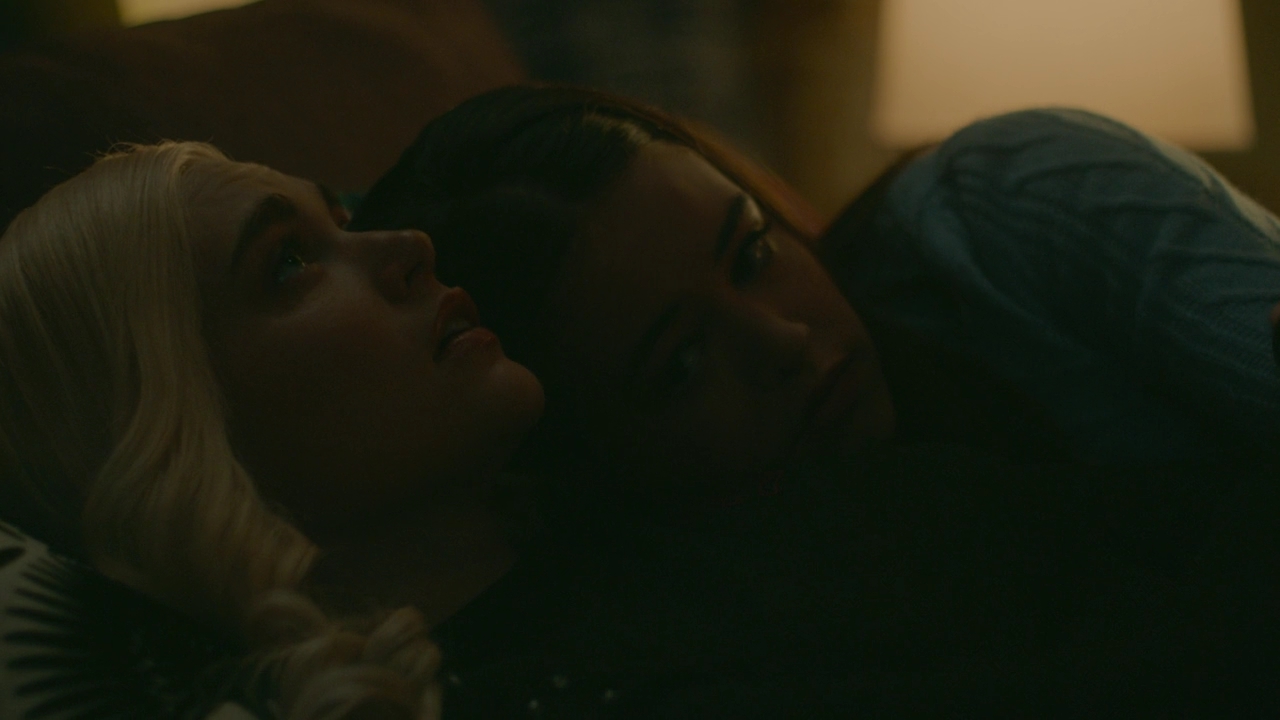 VampireDiariesWorld-dot-nl_Legacies2x10ThisisWhyWeDontEntrustPlanstoMuppetBabies2126.jpg