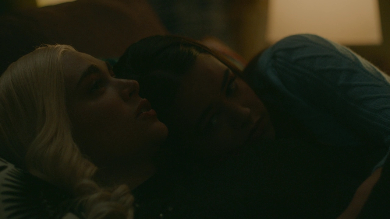 VampireDiariesWorld-dot-nl_Legacies2x10ThisisWhyWeDontEntrustPlanstoMuppetBabies2127.jpg