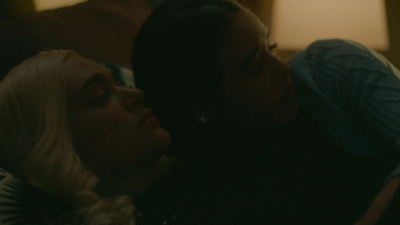VampireDiariesWorld-dot-nl_Legacies2x10ThisisWhyWeDontEntrustPlanstoMuppetBabies2135.jpg