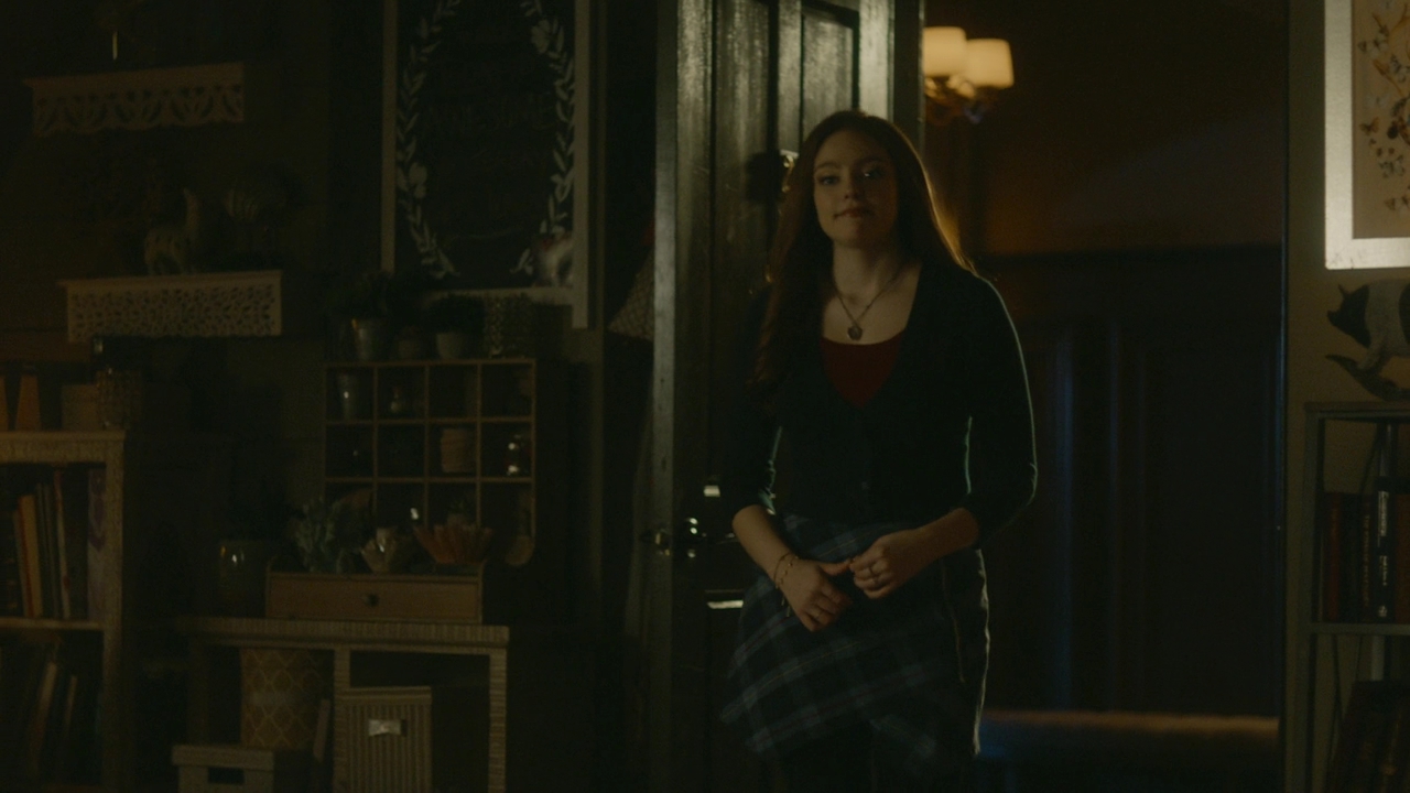 VampireDiariesWorld-dot-nl_Legacies2x10ThisisWhyWeDontEntrustPlanstoMuppetBabies2136.jpg
