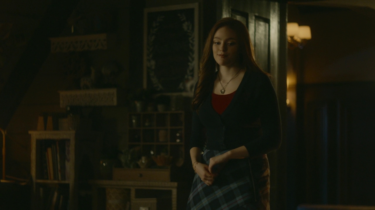 VampireDiariesWorld-dot-nl_Legacies2x10ThisisWhyWeDontEntrustPlanstoMuppetBabies2139.jpg