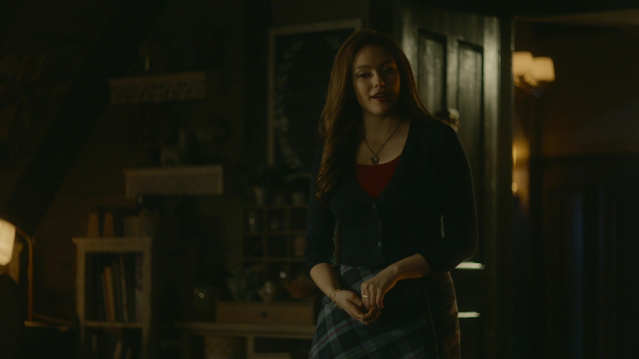 VampireDiariesWorld-dot-nl_Legacies2x10ThisisWhyWeDontEntrustPlanstoMuppetBabies2141.jpg