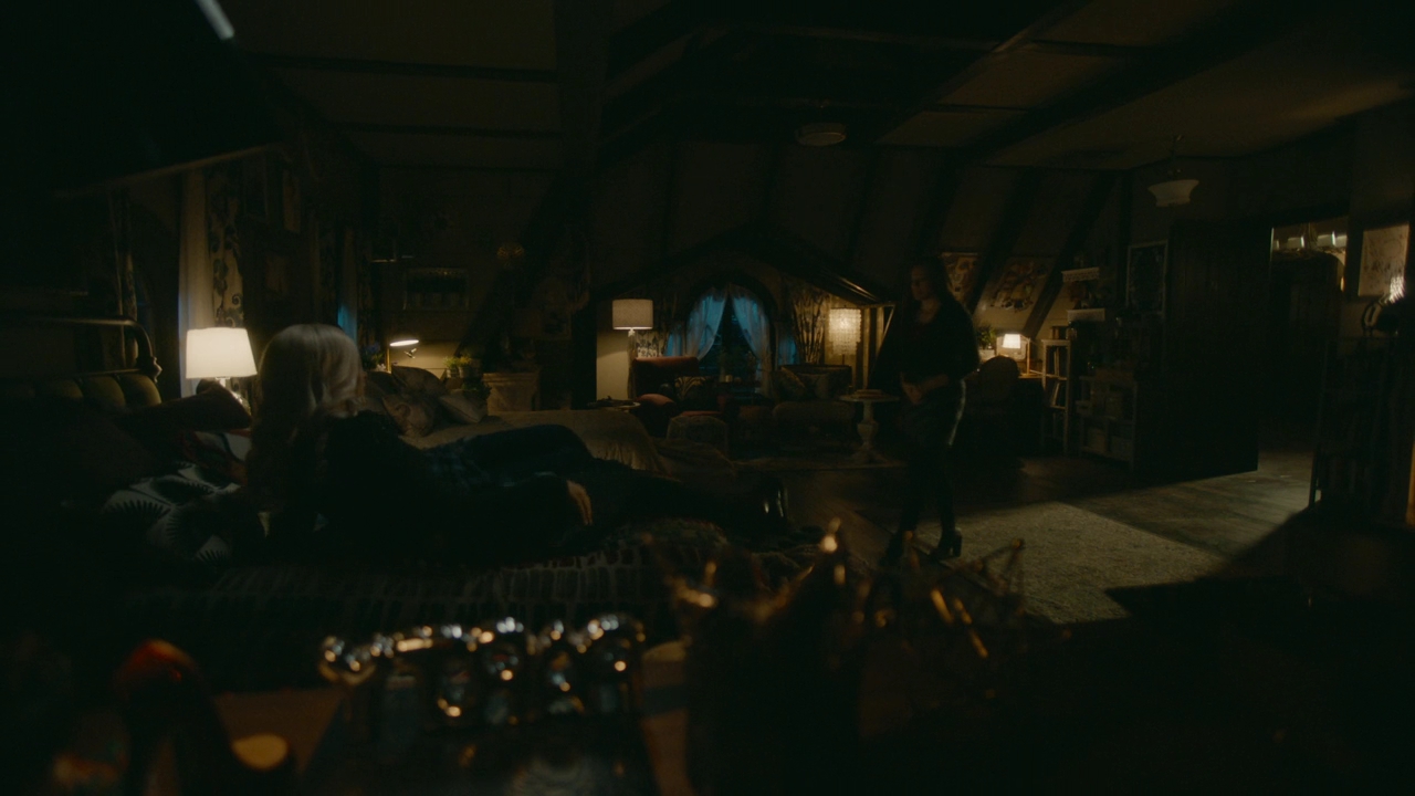 VampireDiariesWorld-dot-nl_Legacies2x10ThisisWhyWeDontEntrustPlanstoMuppetBabies2145.jpg