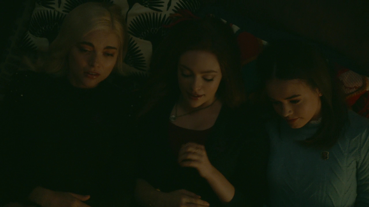 VampireDiariesWorld-dot-nl_Legacies2x10ThisisWhyWeDontEntrustPlanstoMuppetBabies2150.jpg