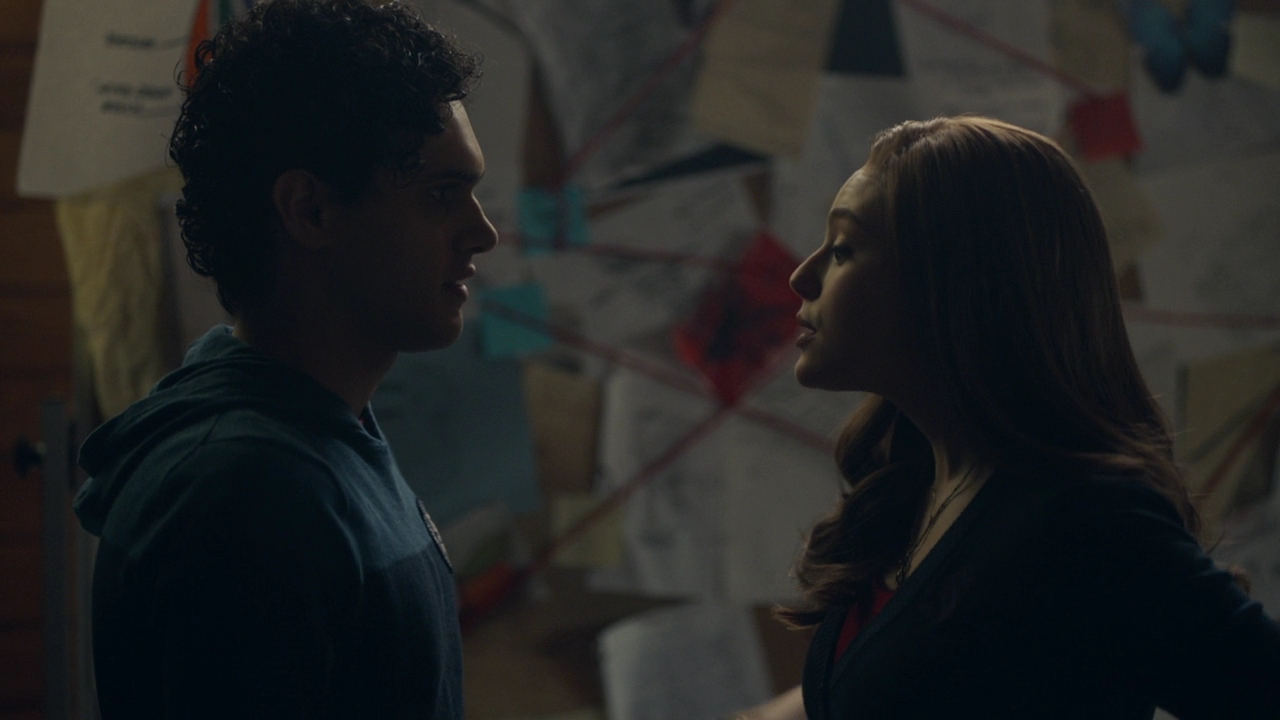 VampireDiariesWorld-dot-nl-Legacies2x13YouCantSaveThemAll0268.jpg