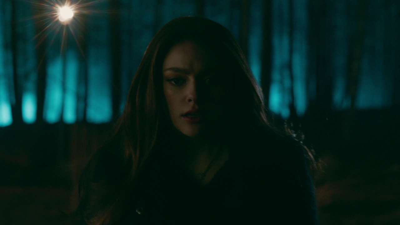 VampireDiariesWorld-dot-nl-Legacies2x13YouCantSaveThemAll1533.jpg VampireDiariesWorld-dot-nl-Legacies2x13YouCantSaveThemAll1533.jpg