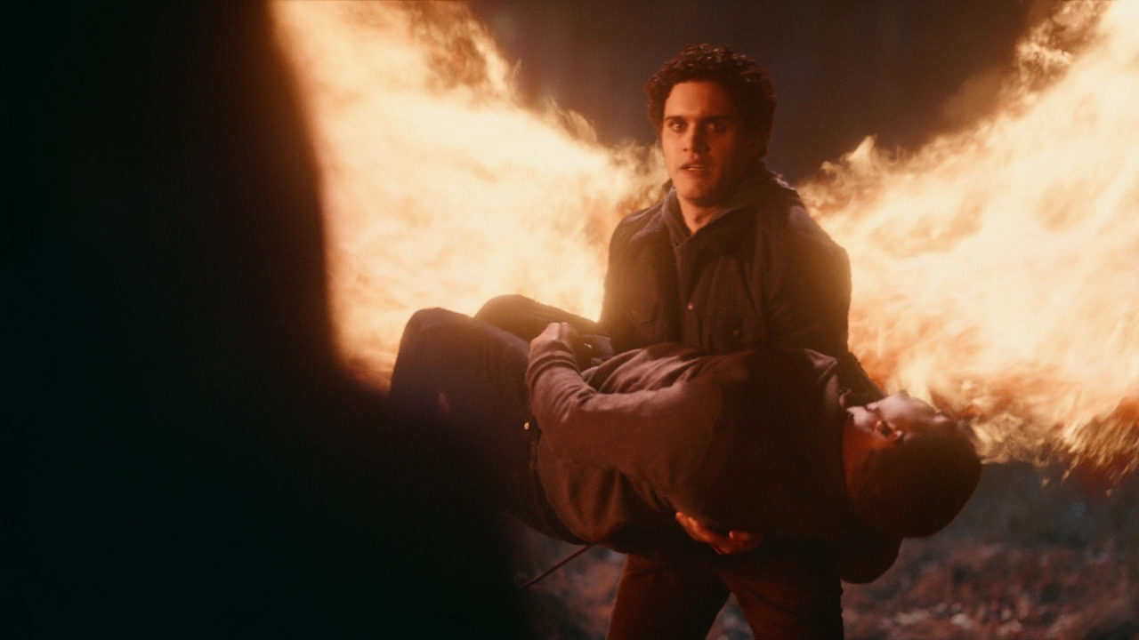 VampireDiariesWorld-dot-nl-Legacies2x13YouCantSaveThemAll1924.jpg