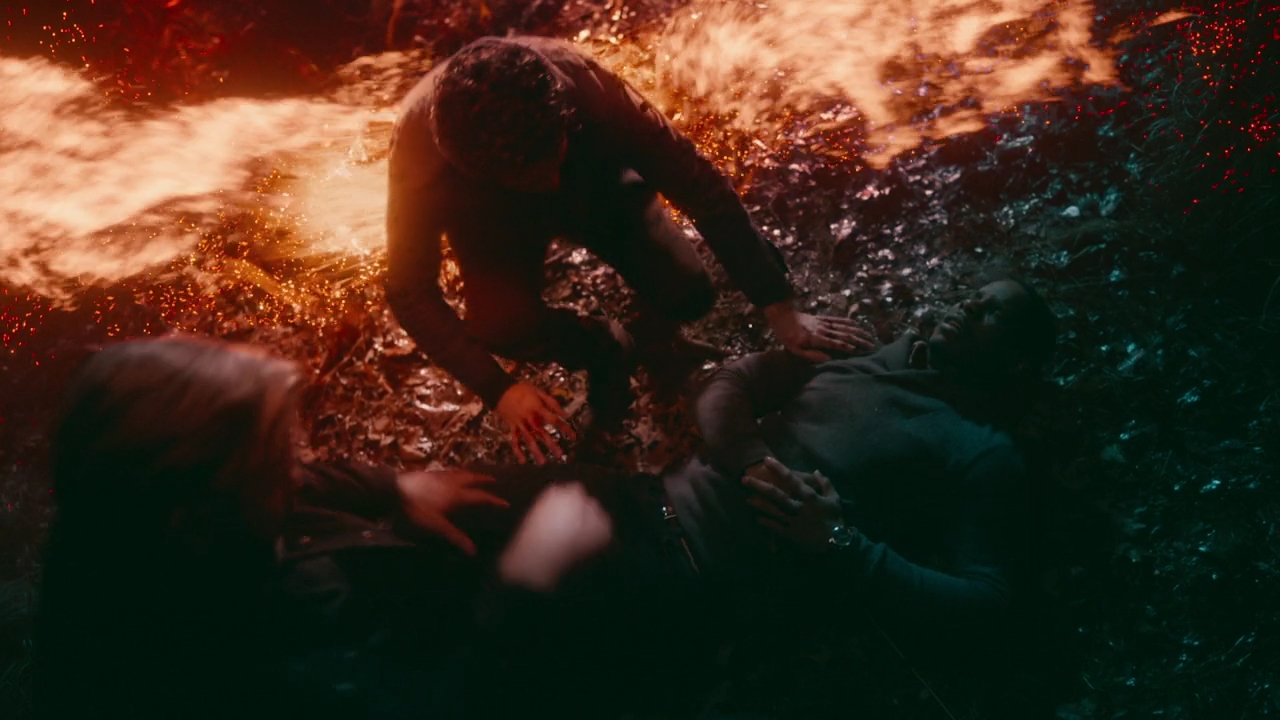 VampireDiariesWorld-dot-nl-Legacies2x13YouCantSaveThemAll1929.jpg