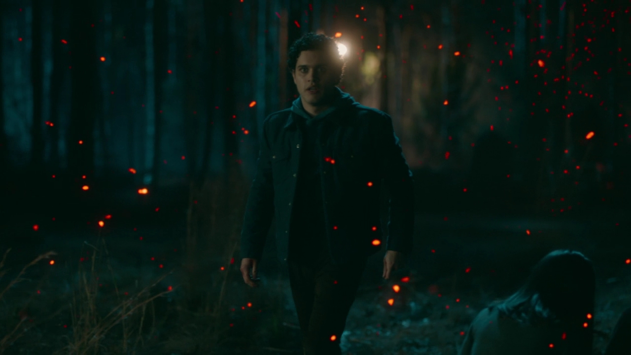 VampireDiariesWorld-dot-nl-Legacies2x13YouCantSaveThemAll1934.jpg