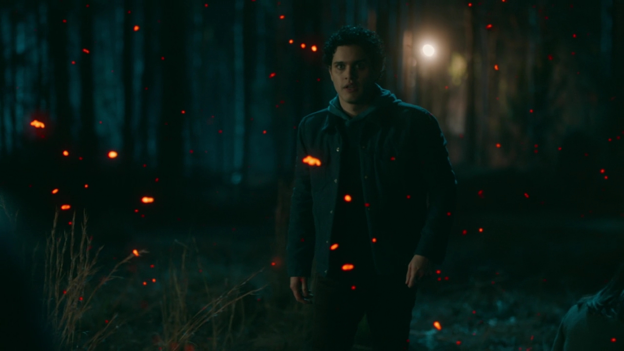 VampireDiariesWorld-dot-nl-Legacies2x13YouCantSaveThemAll1935.jpg