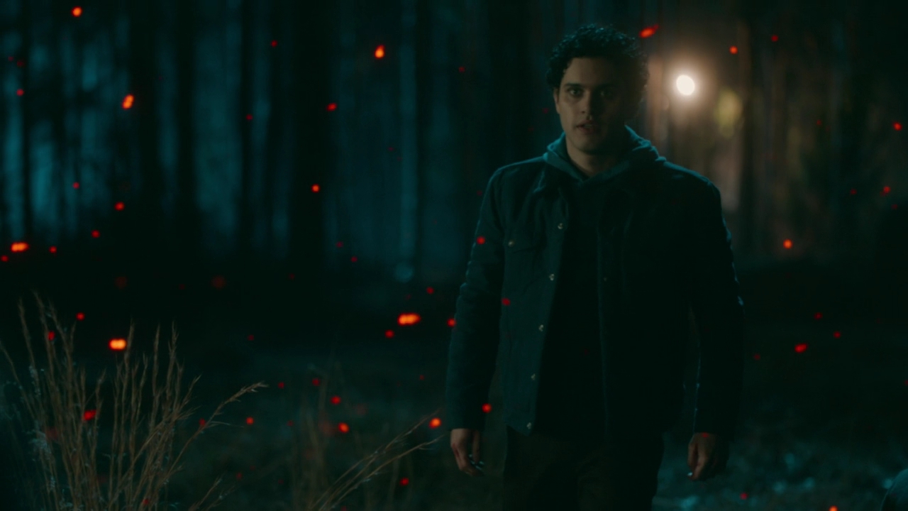 VampireDiariesWorld-dot-nl-Legacies2x13YouCantSaveThemAll1936.jpg