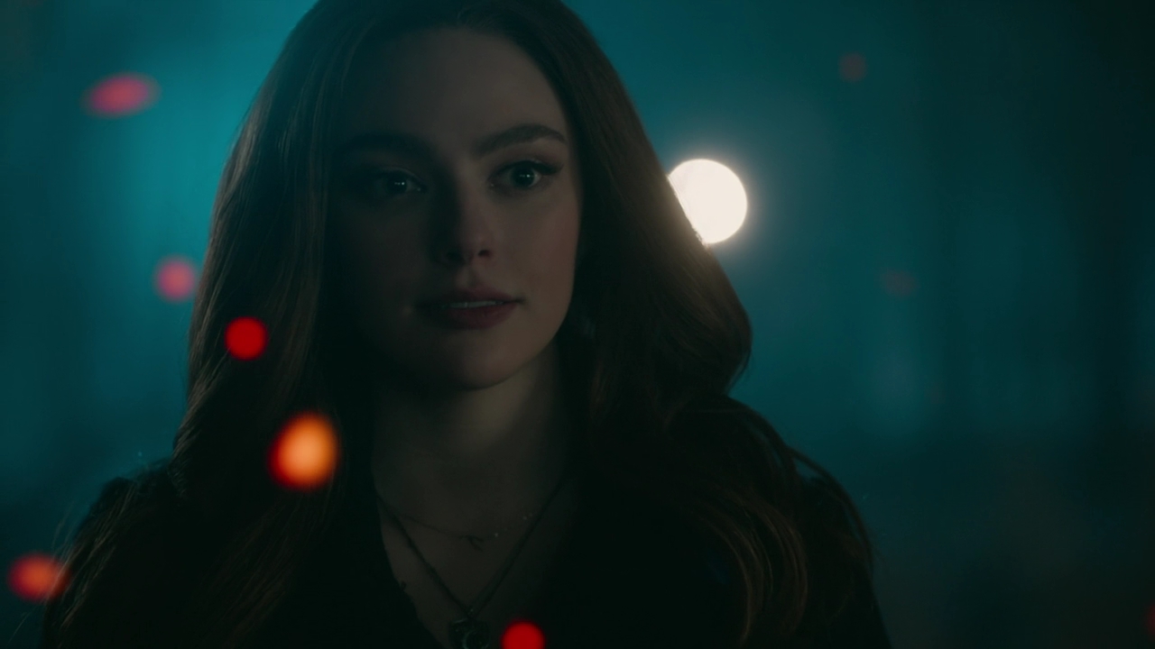VampireDiariesWorld-dot-nl-Legacies2x13YouCantSaveThemAll1943.jpg