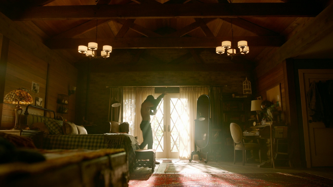 VampireDiariesWorld-dot-nl-Legacies2x14TheresaPlaceWheretheLostThingsGo0127.jpg