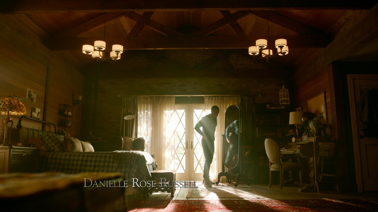 VampireDiariesWorld-dot-nl-Legacies2x14TheresaPlaceWheretheLostThingsGo0141.jpg