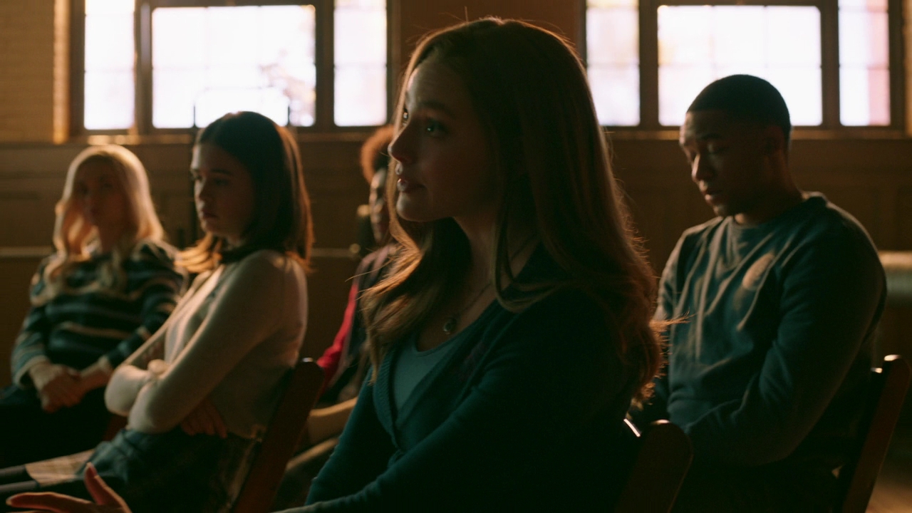 VampireDiariesWorld-dot-nl-Legacies2x14TheresaPlaceWheretheLostThingsGo0164.jpg