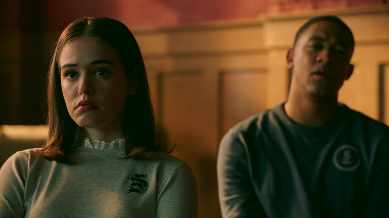 VampireDiariesWorld-dot-nl-Legacies2x14TheresaPlaceWheretheLostThingsGo0204.jpg