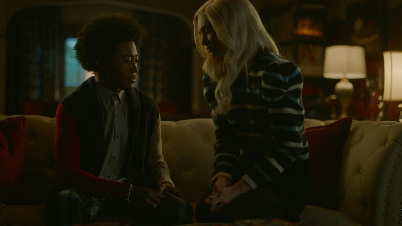 VampireDiariesWorld-dot-nl-Legacies2x14TheresaPlaceWheretheLostThingsGo2085.jpg