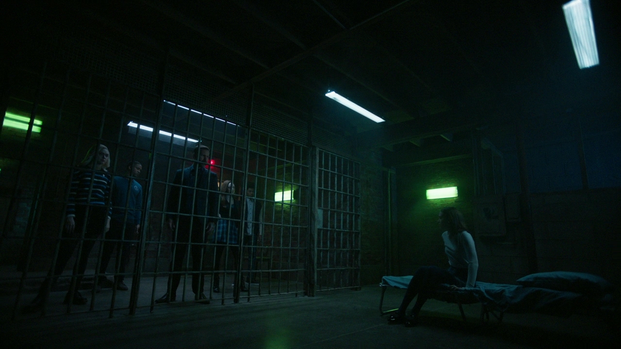 VampireDiariesWorld-dot-nl-Legacies2x14TheresaPlaceWheretheLostThingsGo2361.jpg
