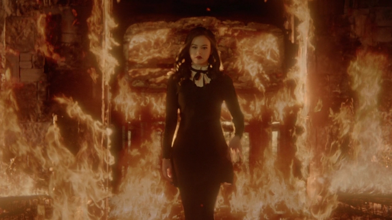 VampireDiariesWorld-dot-nl-Legacies2x14TheresaPlaceWheretheLostThingsGo2490.jpg
