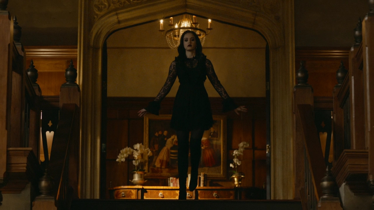 VampireDiariesWorld-dot-nl-Legacies2x15LifeWasSoMuchEasierWhenIOnlyCaredAboutMyself0099.jpg