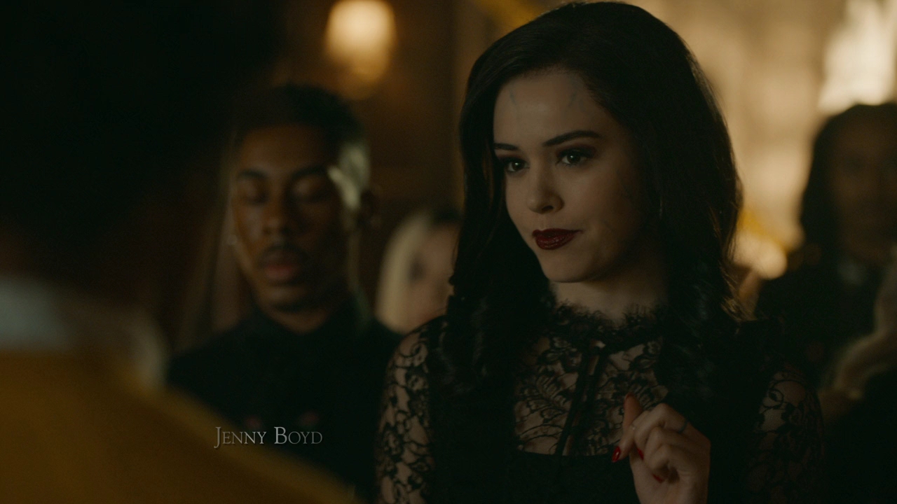 VampireDiariesWorld-dot-nl-Legacies2x15LifeWasSoMuchEasierWhenIOnlyCaredAboutMyself0146.jpg