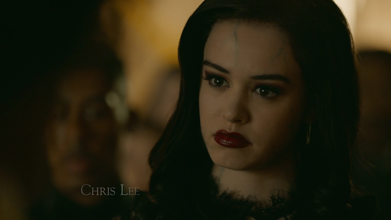 VampireDiariesWorld-dot-nl-Legacies2x15LifeWasSoMuchEasierWhenIOnlyCaredAboutMyself0157.jpg