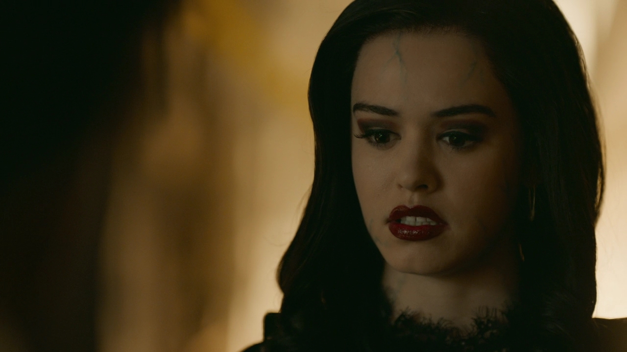 VampireDiariesWorld-dot-nl-Legacies2x15LifeWasSoMuchEasierWhenIOnlyCaredAboutMyself0181.jpg